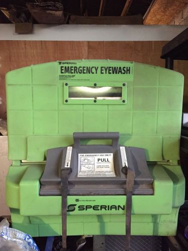 SPERIAN PURE FLOW SALINE EMERGENCY EYEWASH STATION