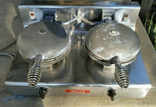 120 Volts Wells WB-2 Double Waffle Maker FAST FREE SHIPPING!!!!!