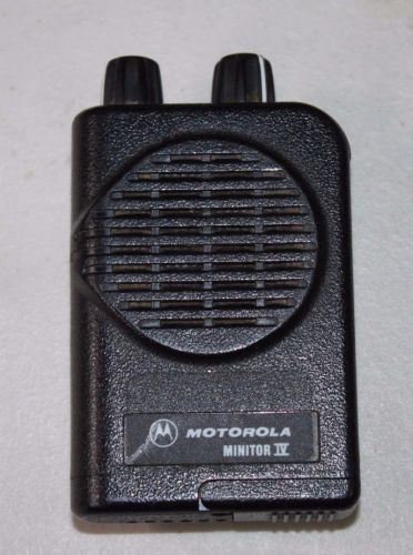 Motorola Minitor IV A03KUS7239BC 2 Channel VHF High Band 143-174 MHz Pager     I