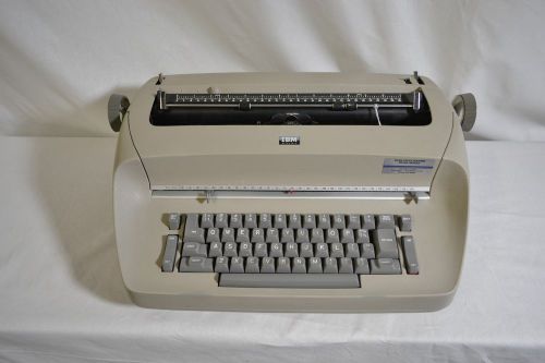 IBM Selectric I Vintage Typewriter Works Well Beautiful Condition
