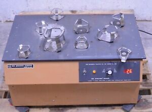 New Brunswick Scientific G-10 Digital Display Gyrotory Lab Shaker 40-400RPM