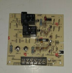 ICM271 Carrier HH84AA020 1010-918 CESO110018 Furnace Control Circuit Board