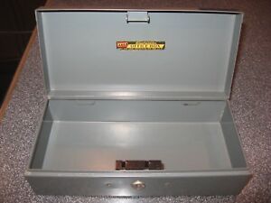 Vintage 10&#034; Metal Box Steelmaster Office Equipment Box Art Steel Co Industrial