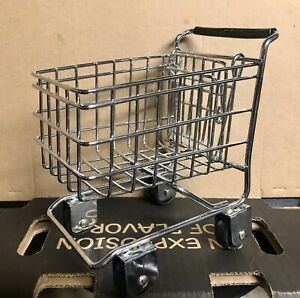 Mini Metal Wire Shopping Cart Grocery Mall Sample Toy Basket Vintage