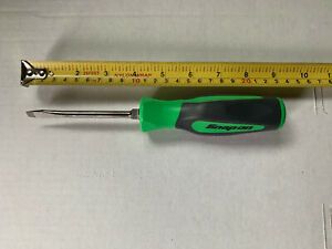 Snap-on Screwdriver. 1/4” Flat Tip. Green Color