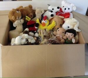 Bulk Lot Of Stuffed Animal And Assorted Plush Toys 300 Pieces Plush toys