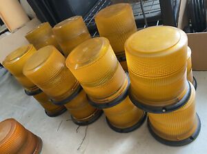 Whelen 2015 Series LED Emergency Amber Beacon Strobe Construction Tow