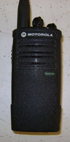 Motorola RDU4100 4 Watt 10 Channel UHF 403-470 MHz Portable