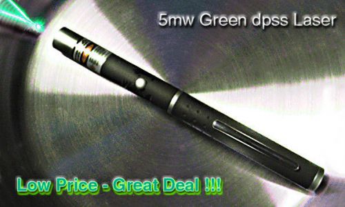 SUPER 5mw Green Laser Pointer using 2 x AAA Alkaline Batteries w/peak power 6-8X