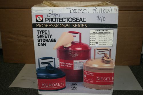 Nib protectoseal 2 gal diesel &#034;yellow&#034; w/funnel storage can #3612yf for sale