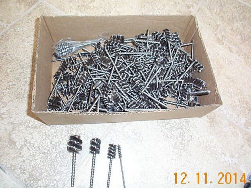 Large Lot of new Hand Tube Brushes Tool  3 1/2&#034;  Metal Wire Bristles