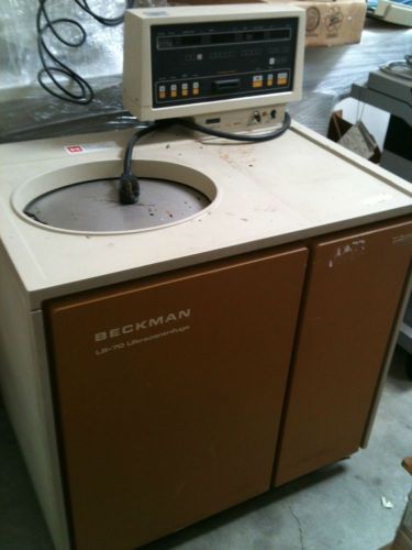 Beckman L8-70 Ultracentrifuge