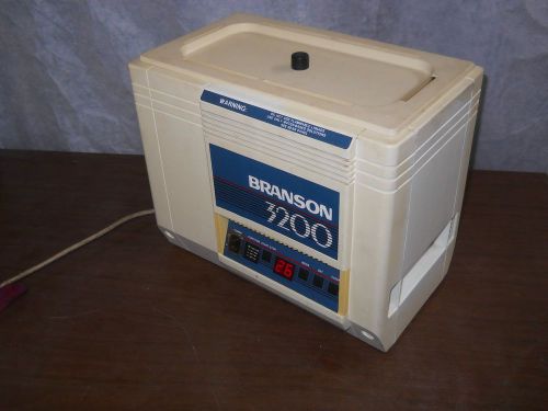 BRANSON  ULTRASONIC CLEANER B3200R-4