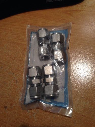 Swagelok SS-810-6 1/2&#034; Union Tube Fitting Lot Of 4