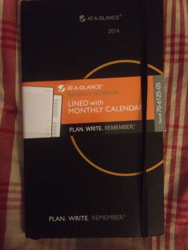 AT-A-GLANCE 70-6125-05 Planning Notebook Lined w/ Calendar Black 30D3X1