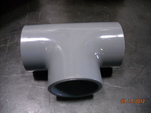 4&#034; CPVC TEE PIPE FITTING SCH 80