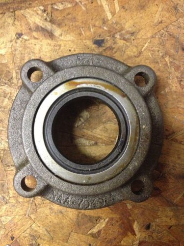 NAA Jubilee Ford Tractor Output Shaft Bearing And Retainer Assembly NAA7085A NOS