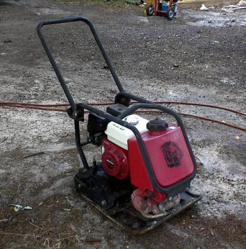 Heavy duty vibratory forward plate compactor for sale