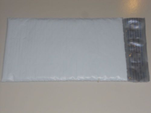 20 #000 Self-Sealing Padded Poly Mailer Envelopes, 4x8