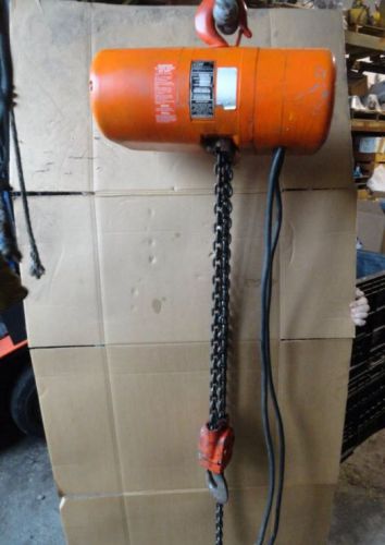 Cm lodestar 2 ton (r) electric chain hoist (8 fpm) for sale