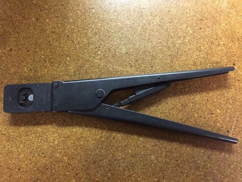 Amp/Tyco 90407-1 Crimping Tool