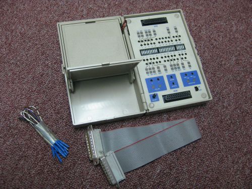 INMAC 8130 Break Out Box with Digital RS-232 Interface Signal Detector