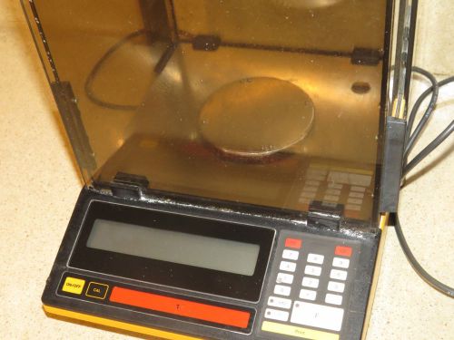 SARTORIUS LAB DIGITAL ELECTRONIC 202G ANALYTICAL BALANCE/SCALE MODEL# A200S
