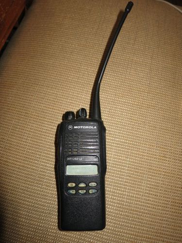 Motorola HT1250LS+ Portable 2-Way Radio. With Clip and Battery