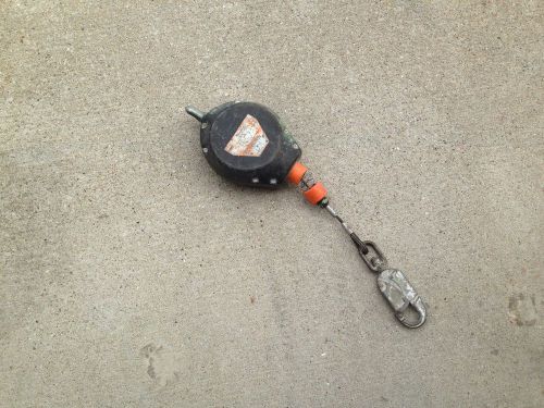 Retractable Lifeline - 3M Thunderbolt RLD-30 USED