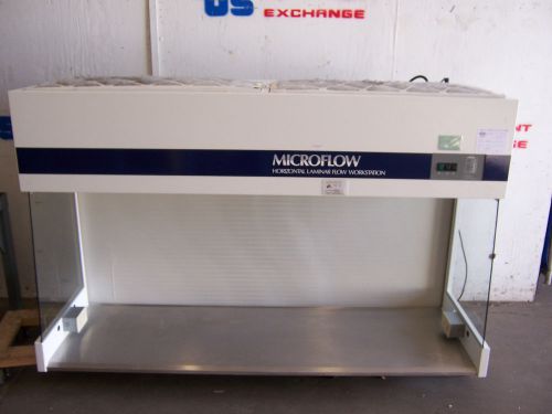 8244 microflow / astec m50549-001 horizontal laminar flow clean bench 6 ft for sale