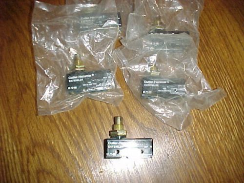 5 Cutler Hammer Limit Switch,E47BML04 Extended Straight Plunger,New in package