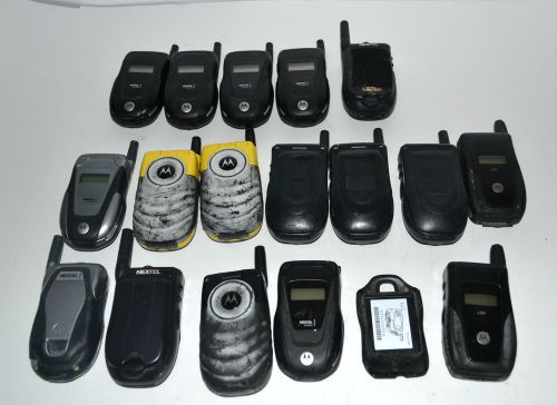 Repairman&#039;s Special  Lot of 17 Motorola flip phones for parts/repair