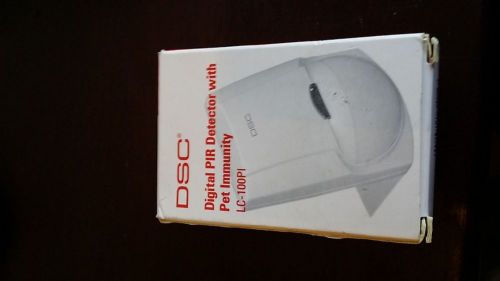 DSC LC-100-PI Digital PIR Motion Detector With Pet Immunity *** New in Box**