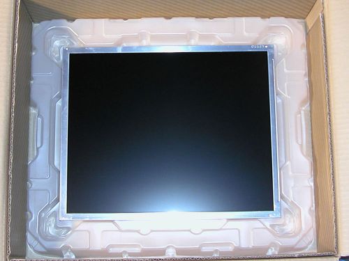 2x sharp lq181e1lw31 tft-lcd  panels -- new  in factory box (2 lcd panels) for sale