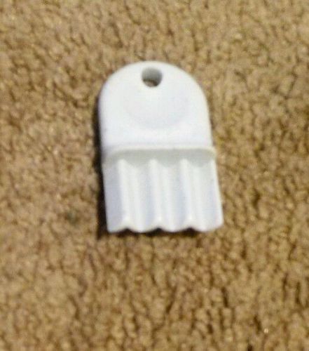 1 - universal waffle dispenser key - san jamar and others - keys toilet paper for sale
