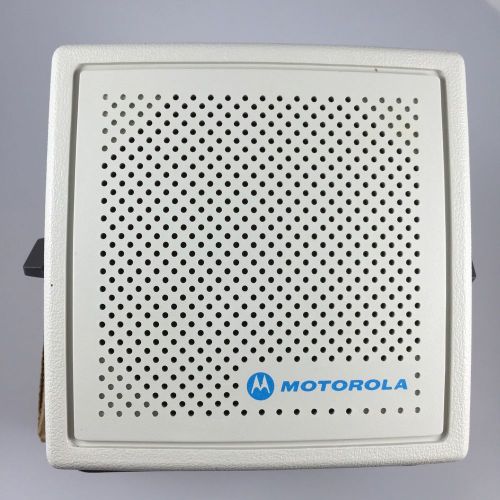MOTOROLA NSN6027A 12W AMPLIFIED SPEAKER WITH BRACKET FOR 2-WAY RADIO NEW IN BOX