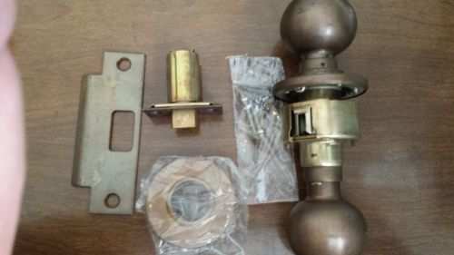 Yale ca5301 passage knob lockset  10b finish (bronze) for sale