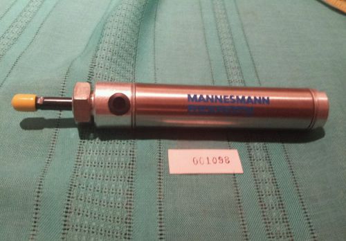 Mannesmann Rexroth M-10D-30 HF Pneumatic Cylinder 1&#034; Bore 3&#034; Stroke 1/8NPT Ports