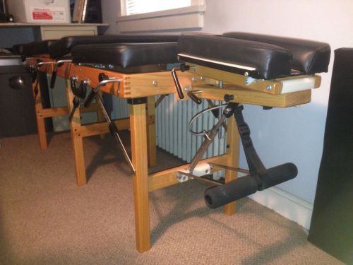 Thuli Tour Portable Chiropractic  Adjusting Table. Massage Medical Acupuncture