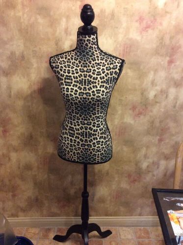Animal Print Female Mannequin Torso Dress Form Display W/ Black Tripod Stand – Picture 1