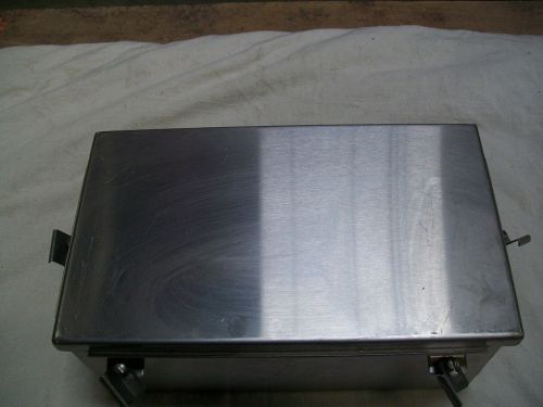 Lee 14 x 8 x 6 Stainless Steel Pull Can Clamp Cover Nema 4X