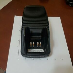 Motorola AA16740 Radio Battery Charger NTN7209A TESTED XTS5000 XTS3000 HT1000