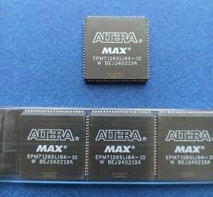 Altera EPM7128SLI84-10