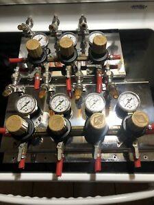 Taprite 3 Way &amp; 4 Way Secondary CO2 Regulator 1 In Excellent Working Condition