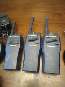 3 Motorola Radius Cp150 Radios With Chargers
