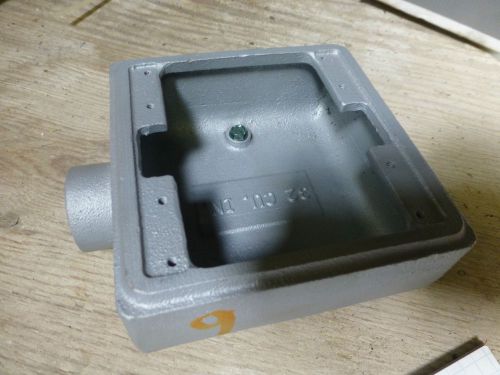 Appleton Unilet outlet receptacle box type FSE 1 inch 32 cu inch