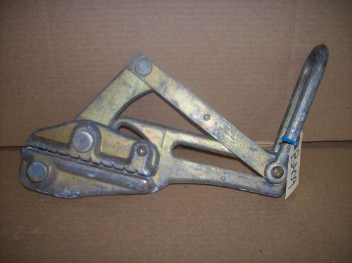 Klein Tools 1611- 40 Cable Puller .53 - .74 WITH 8000 lbs Max Load  BA09