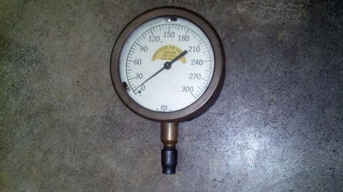 Vintage Large ACME Gauge- Compressed Air Products-300 PSI-Brass &amp;Cast Iron !!!