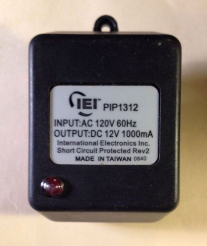 IEI PIP1312 PLUG IN POWER SUPPLY Input AC: 120V 60Hz Output DC: 12V 1000mA
