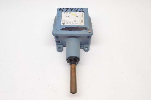 United electric c100-120 2-1/2in probe -17.8-107.2c temperature switch b389532 for sale